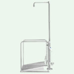 PremiumLine Notduschen-Station mit umliegendem Schutzkorb, selbstentleerend, Edelstahl für Bodenmontage – Bild 2